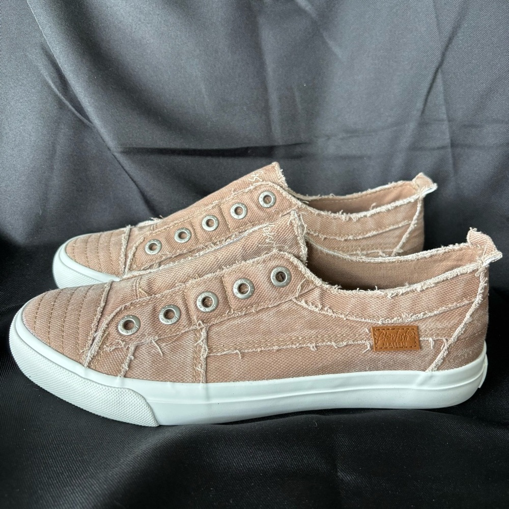 NWT Blowfish Malibu Women’s Play Slip-On Sneakers • Size 10 • Warm Taupe Smoked